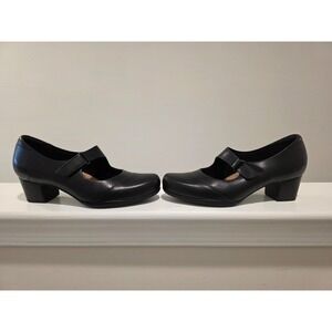 Womens sz 8.5 M Clarks Unstructured Black Leather Mary Jane Block Heels 26144050
